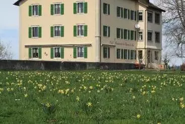 Hotelli Hôtel De La Chaux D Abel