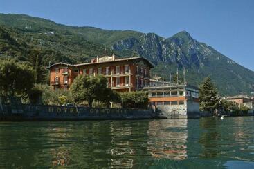 Hotel Gardenia Al Lago