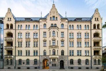 هتل Tribe Riga City Centre