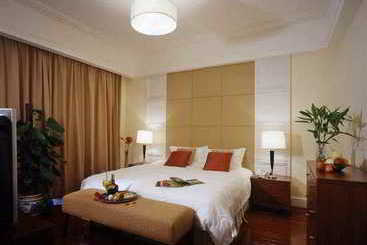 Chateau Regency Apartment