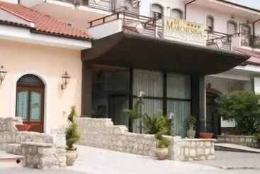 酒店 Marchesina Resort Srls