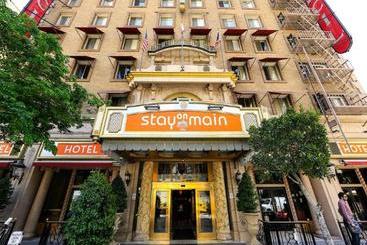 호텔 Stay on Main