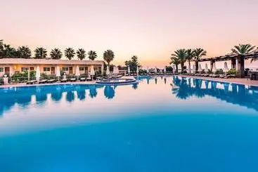 Vuni Palace Hotel & Casino & Spa