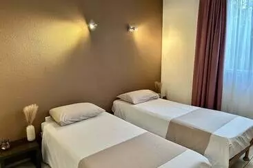 ホテル Hôtel Jasses De Camargue