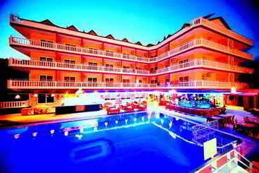 Hotel Musti S Royal Plaza