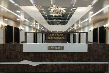 酒店 Grand Kaushalya