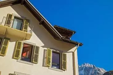 Cosmiques Hotel   Centre Chamonix