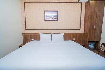 Hotel Khách Sạn Hoàng Yến