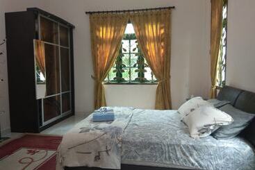 Otel Villa Shamir Near Klia