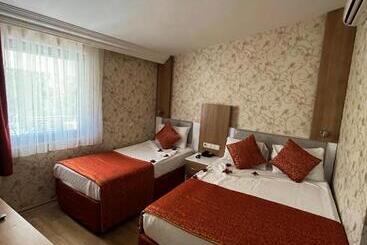 בית מלון כפרי Aleria Belport Beach