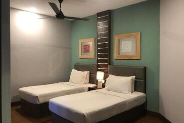 Отель Perhentian Island Resort