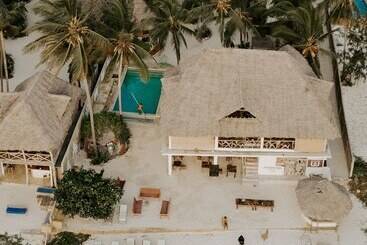 Maisha Matamu Beach Hotel Paje