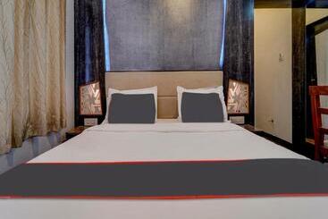 Szálloda G Silver Srj Thaneesh Residency