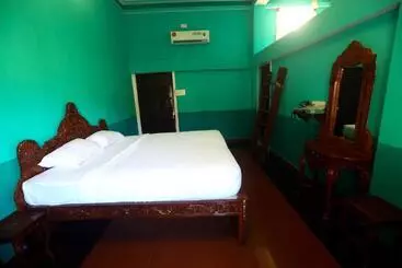 Hillfort Hotels & Resorts Yelagiri