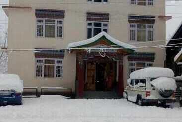 Hotell Magellan's The Golden Bridge