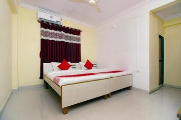 Отель Oyo 30093  Sai Shraddha