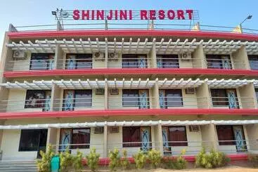 Hotel Shinjini Beach Resort