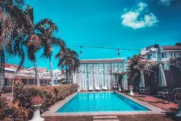 S And M Hotel Inc