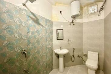 Hotell Ganga Elena Rishikesh