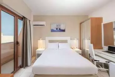 Georgia S Garden By Omilos Hotels