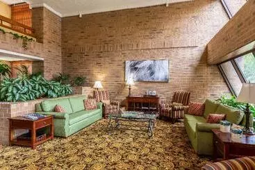 Tulsa Square Hotel Central, I-44 By OYO