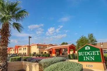 فندق Budget Inn