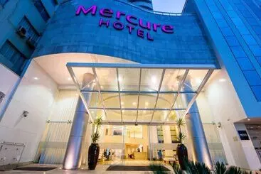 ホテル Mercure Camboriu
