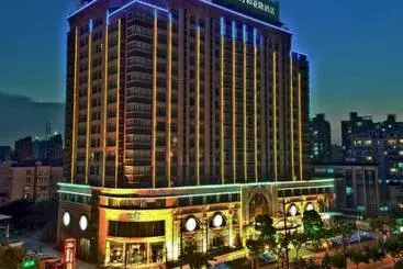 호텔 Yalong International