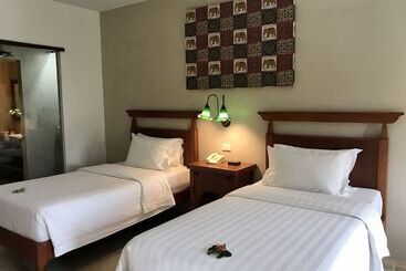 Ao Nang Colors Hotel Aonang Beach