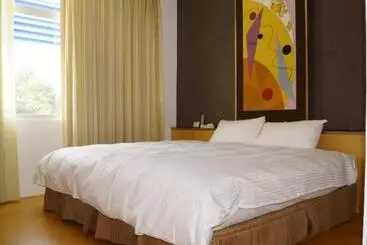 هتل Zhi Da Craft Service Guest House