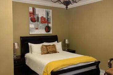 Bed & Breakfast Kimberley Boutique Guest Lodge