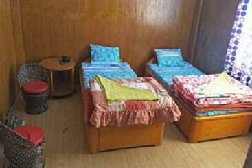 ホテル Yul Pemakhar