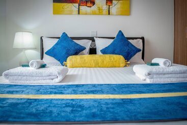 Aparthotel Luxel Suites By Homes By Della