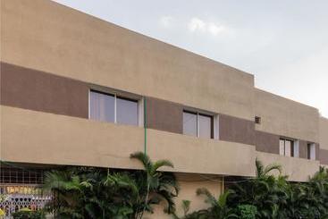 ペンション Oyo 78503 Puri Homes