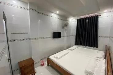 Aamiaismajoitus (B&B) Motel Phạm Lũy