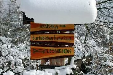 هتل Farm Stay Rotovnik   Plesnik