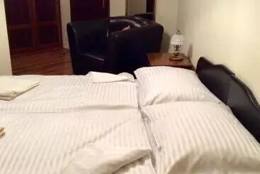Pensjonat Karám Vendégház és Lakásétterem