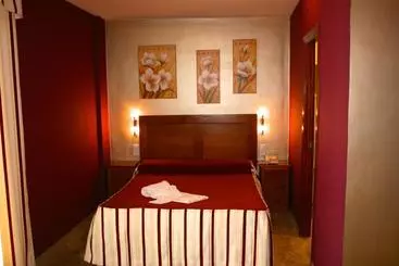 آپارتمان‌های توریست‌ها Apartamentos La Fuente