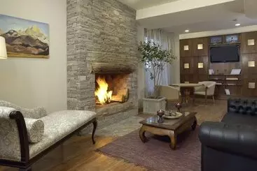 Отель Cilene Del Faro Suites & Spa