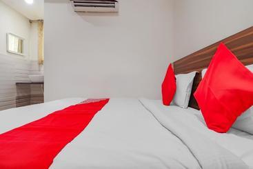 בית מלון כפרי Oyo 76350 Vasudeva Residency