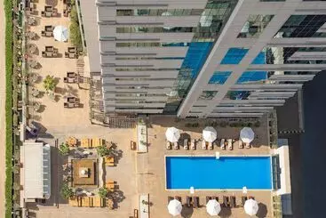 هتل Media Rotana Dubai