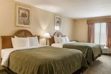 Отель Quality Inn & Suites
