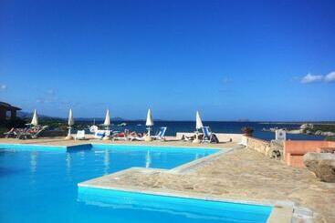 Marineledda Apartments