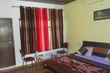 Hotel Deepraj, Kausani