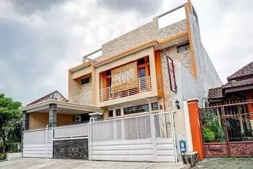 Hotel Avisha Guest House Syariah