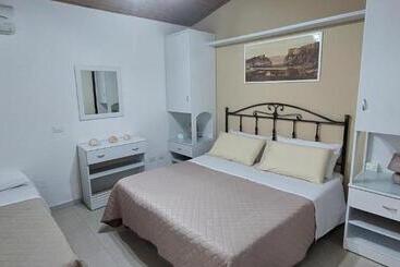 Appart'hotel Residenza La Grazia Tropea   Free Parking