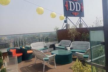Отель Ddsuites Agra
