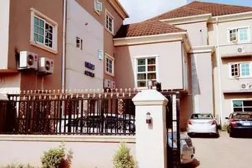 پانسیون Limoh Suitesbenin City