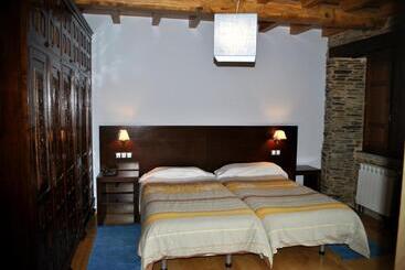 کلبه Finca O Bizarro