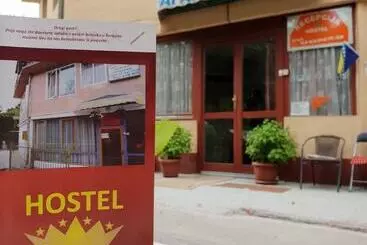 هتل Hostel Gonzo